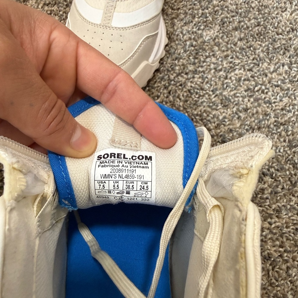 Sorel Cream and Blue Women's Sneakers - Picture 9 of 9